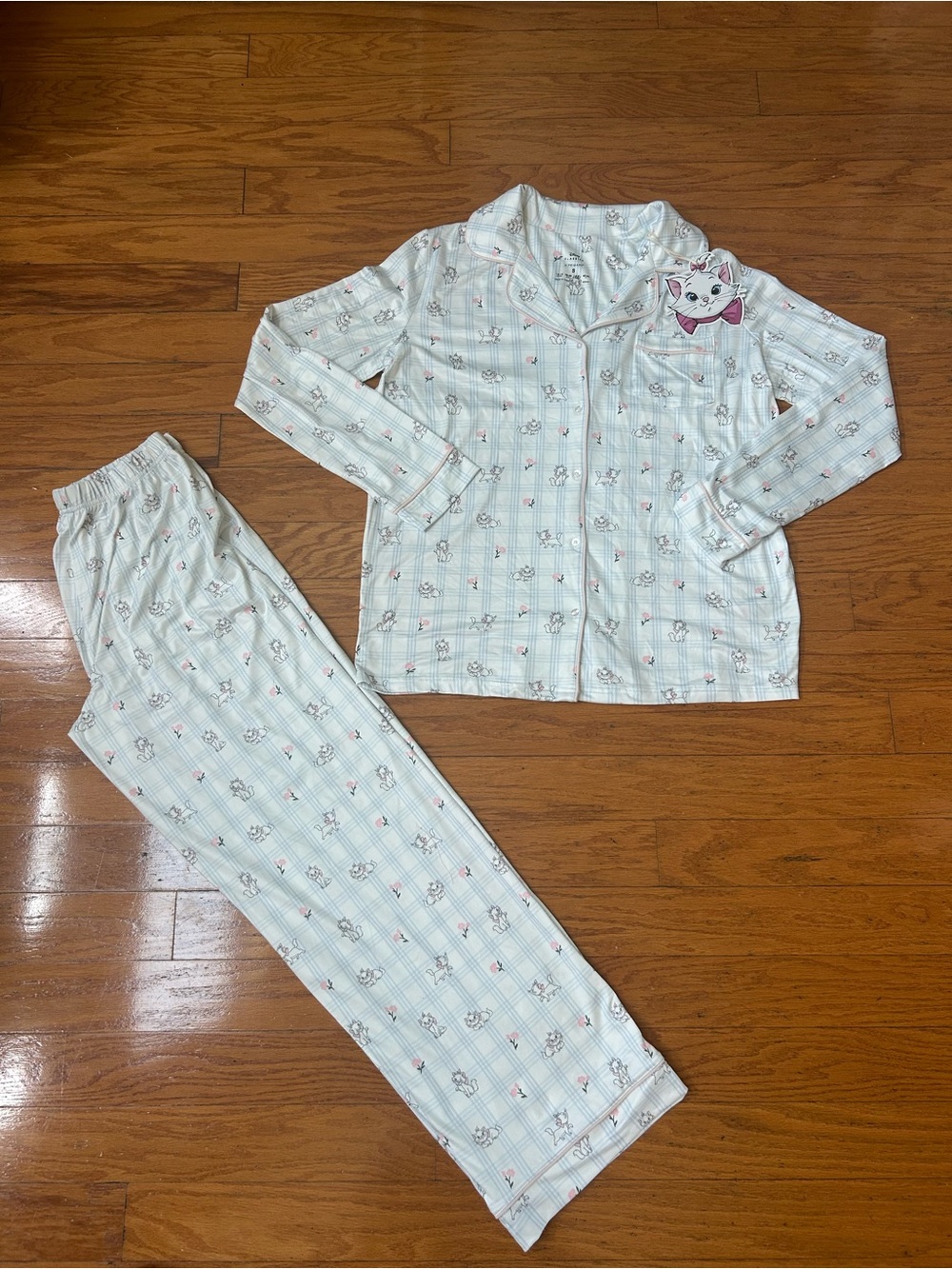 NWT Disney Aristocats Marie women ultra soft 2pcs pajamas set